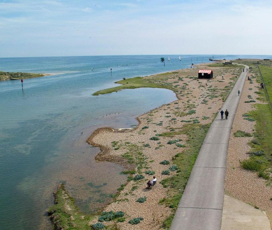 Winchelsea Beach Holiday Home - Pool & Beach Esterno foto
